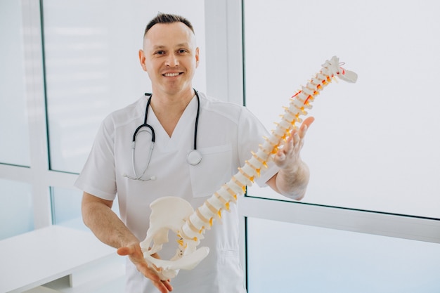 Key Considerations Before Meeting with an Orthopedic Surgeon